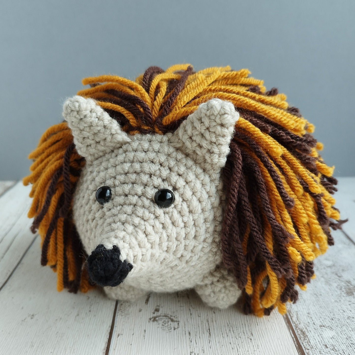 Crochet kit: Amigurumi Hedgehog