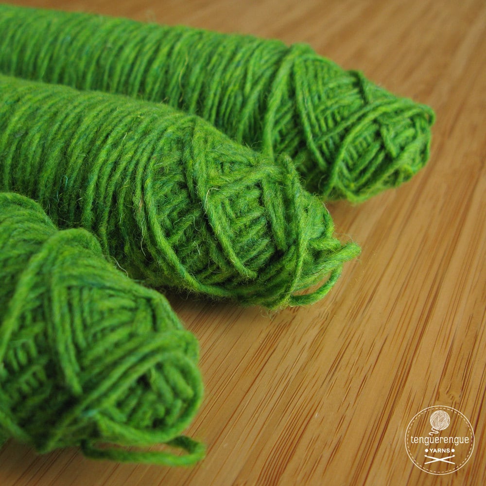 Artisan wool. Apple green.