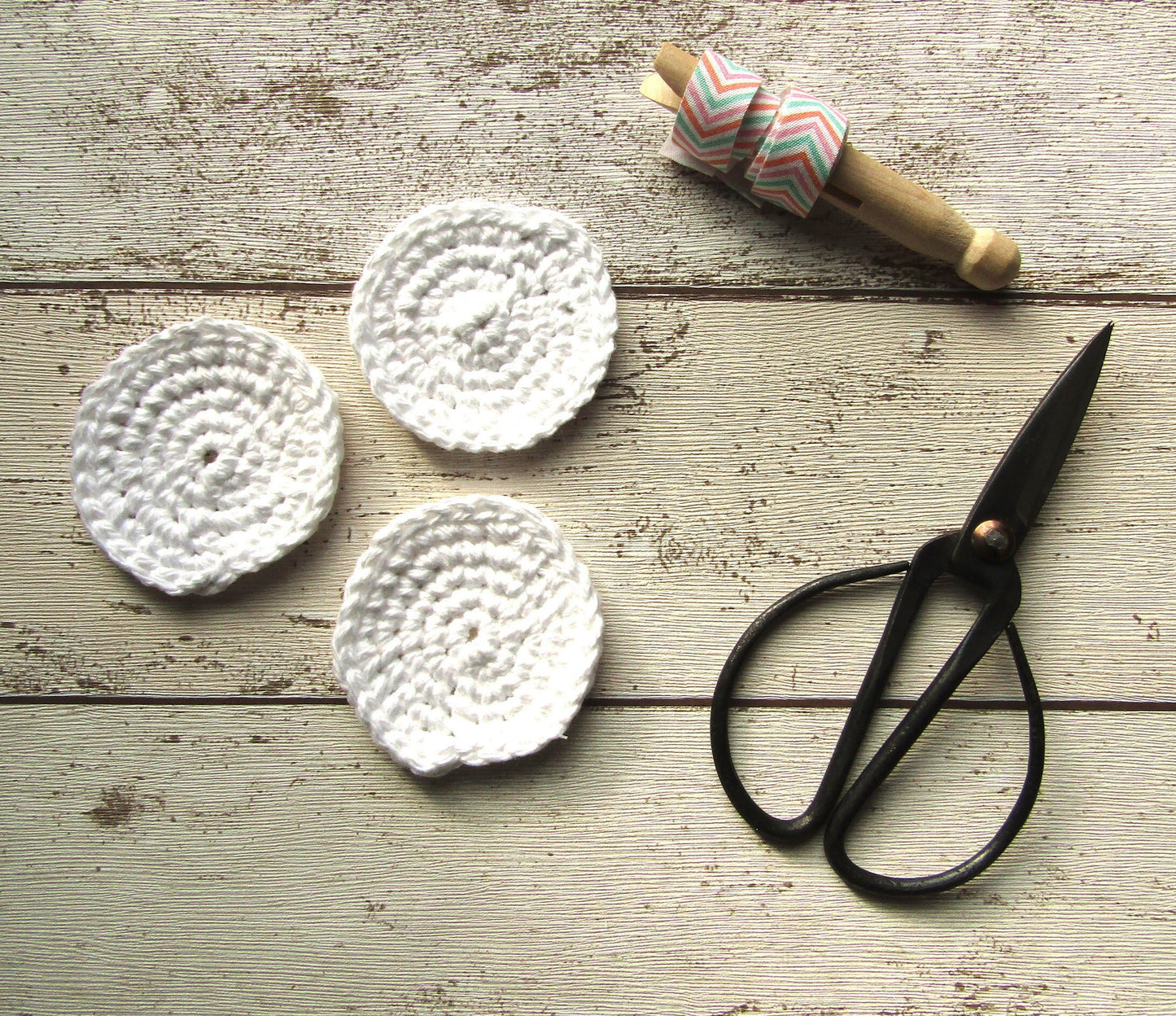 Crocheted reusable Make up pads