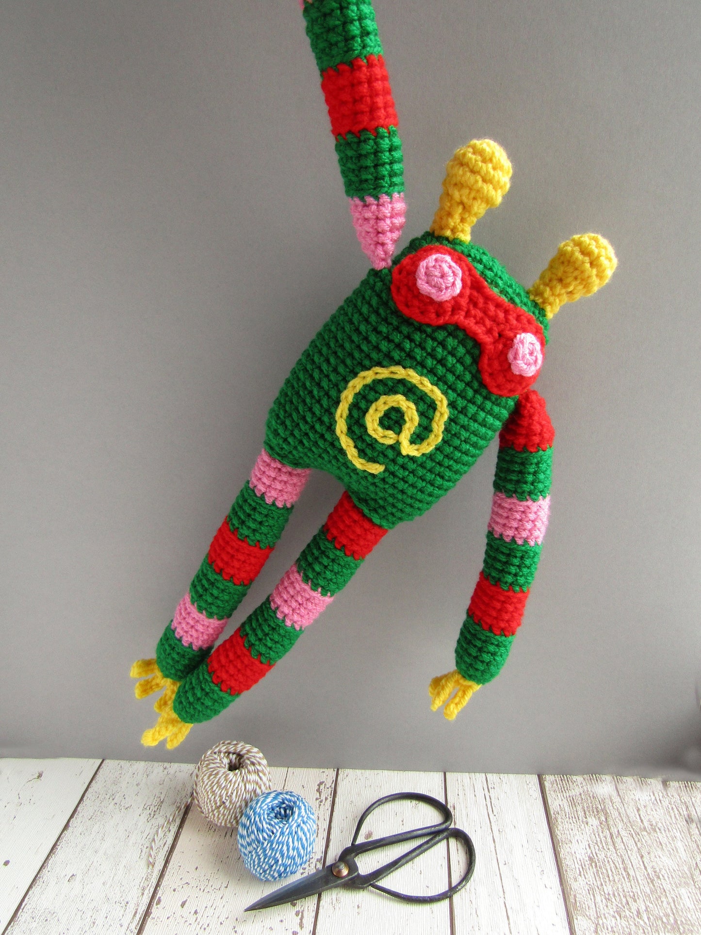 Crochet kit: Amigurumi Monster